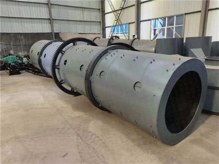 蚯蚓糞有機(jī)肥顆粒設(shè)備轉(zhuǎn)鼓造粒機(jī)效果好