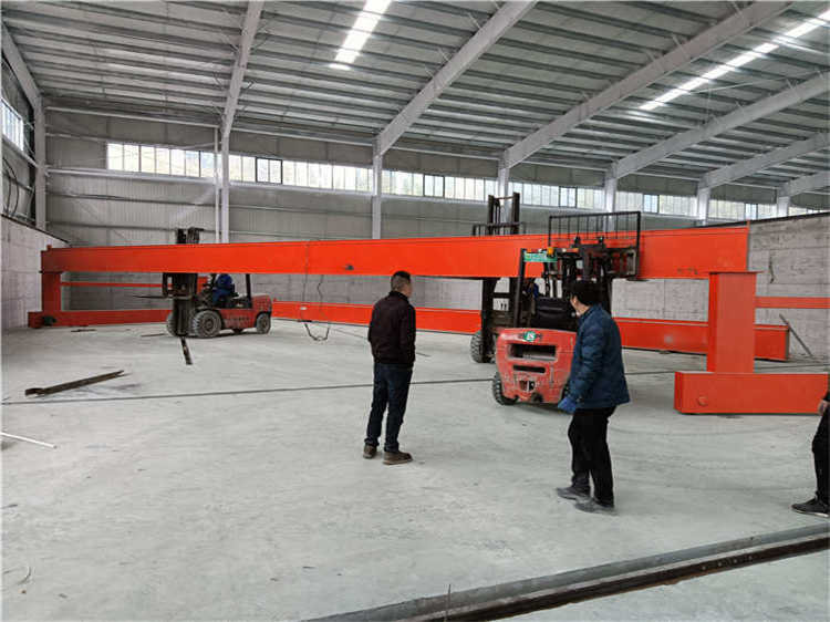 大跨度有機(jī)肥輪盤翻拋機(jī),處理糞污垃圾堆肥發(fā)酵設(shè)備