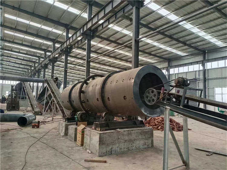 牛糞有機肥轉鼓造粒機設備,客戶現場