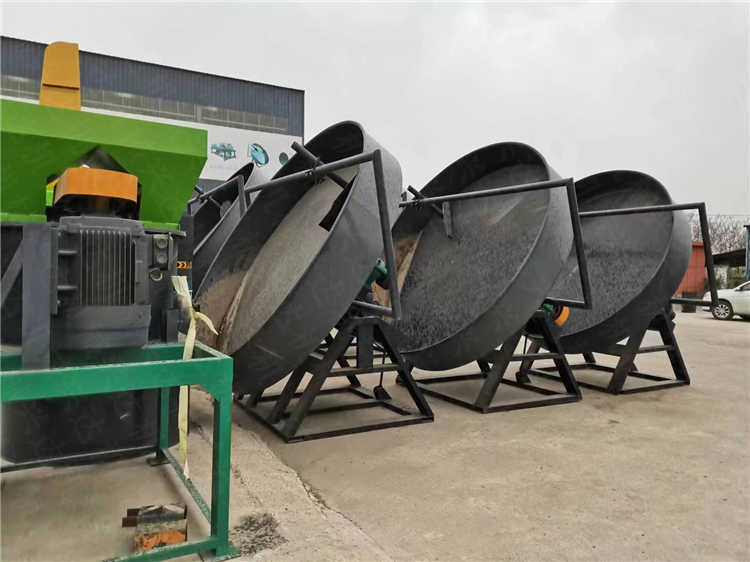 糖醛渣牛糞有機(jī)肥顆粒圓盤造粒機(jī),不銹鋼材質(zhì),成球率高