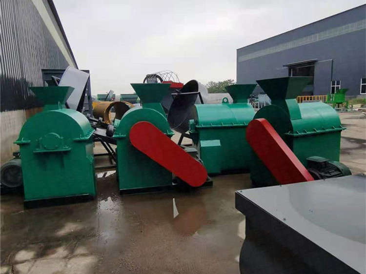 豬糞雞糞有機肥半濕物料粉碎機,有機肥堆肥發(fā)酵粉碎機設備,生產(chǎn)廠家