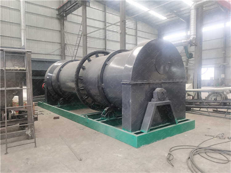 豬糞有機肥加工設(shè)備,新型復混肥造粒機,有機肥顆粒設(shè)備生產(chǎn)廠家